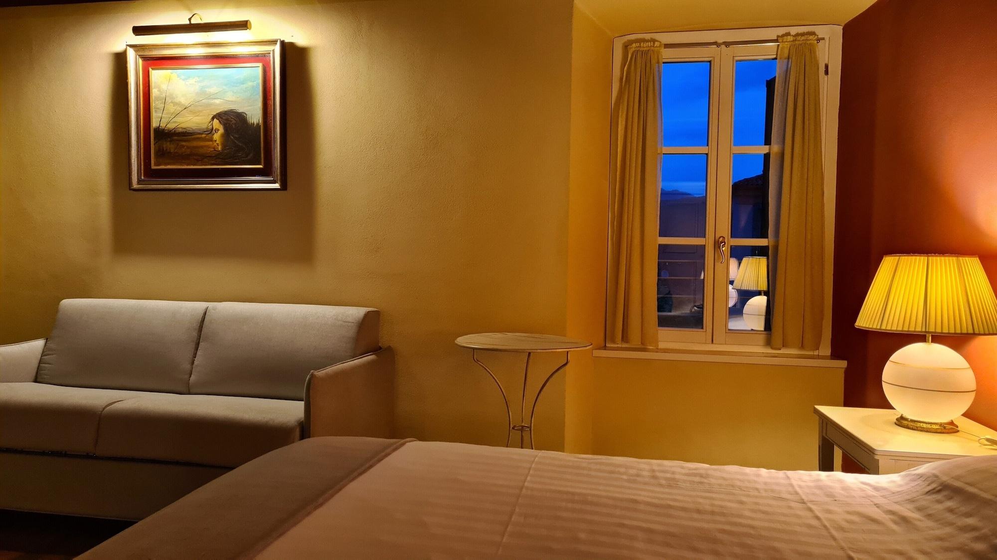 Piazza Vecchia Hotell 4*